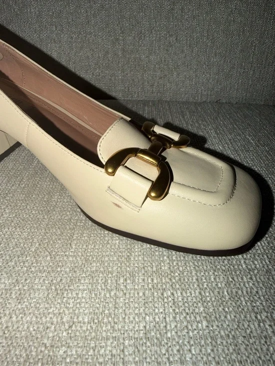 Bibilou Anthropologie Valencia Cream Block Heel Loafer with Gold Chain Accent - Picture 3 of 8